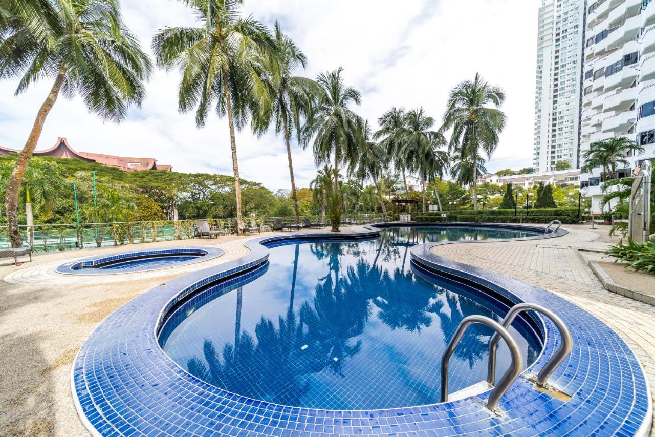 Pantai Seaview Resort Batu Ferringhi 1801 - 3 Rooms Bagian luar foto