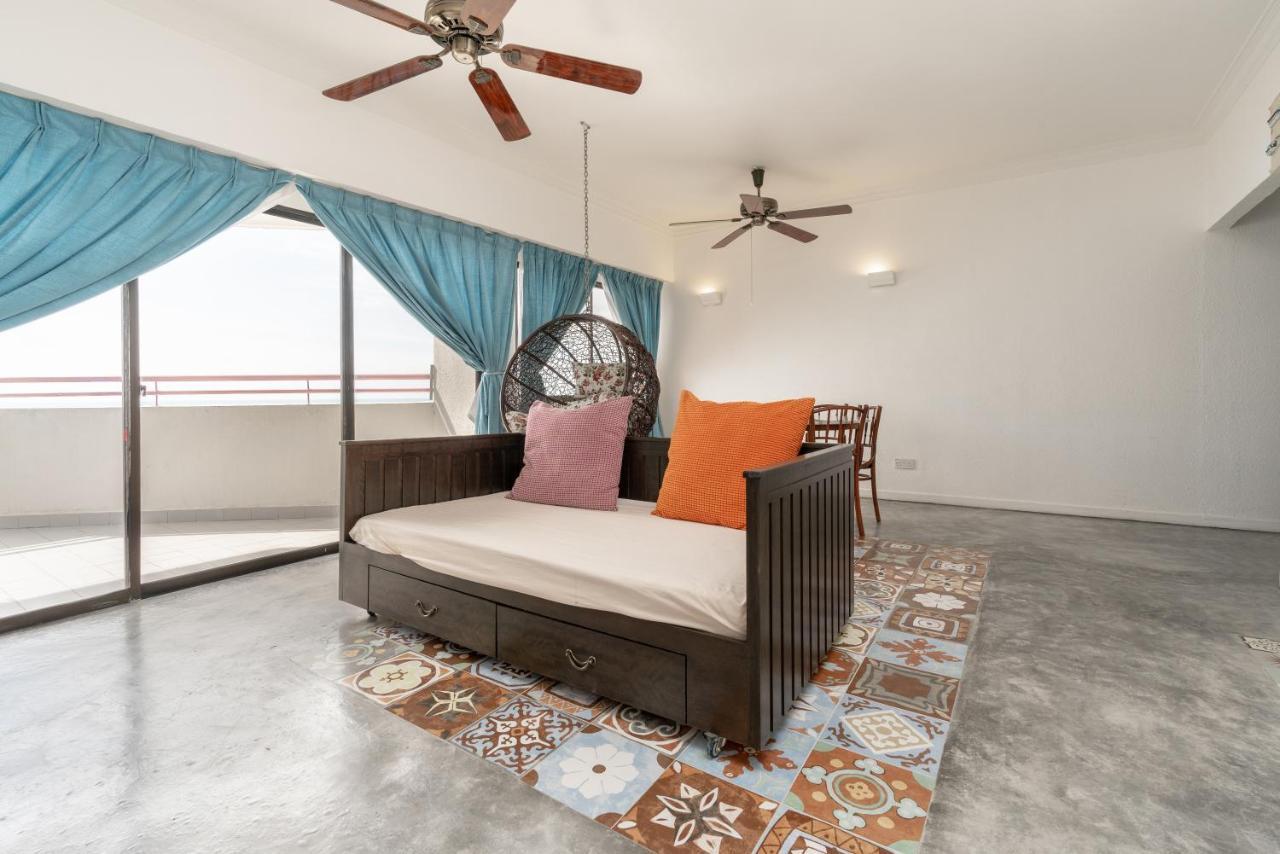 Pantai Seaview Resort Batu Ferringhi 1801 - 3 Rooms Bagian luar foto